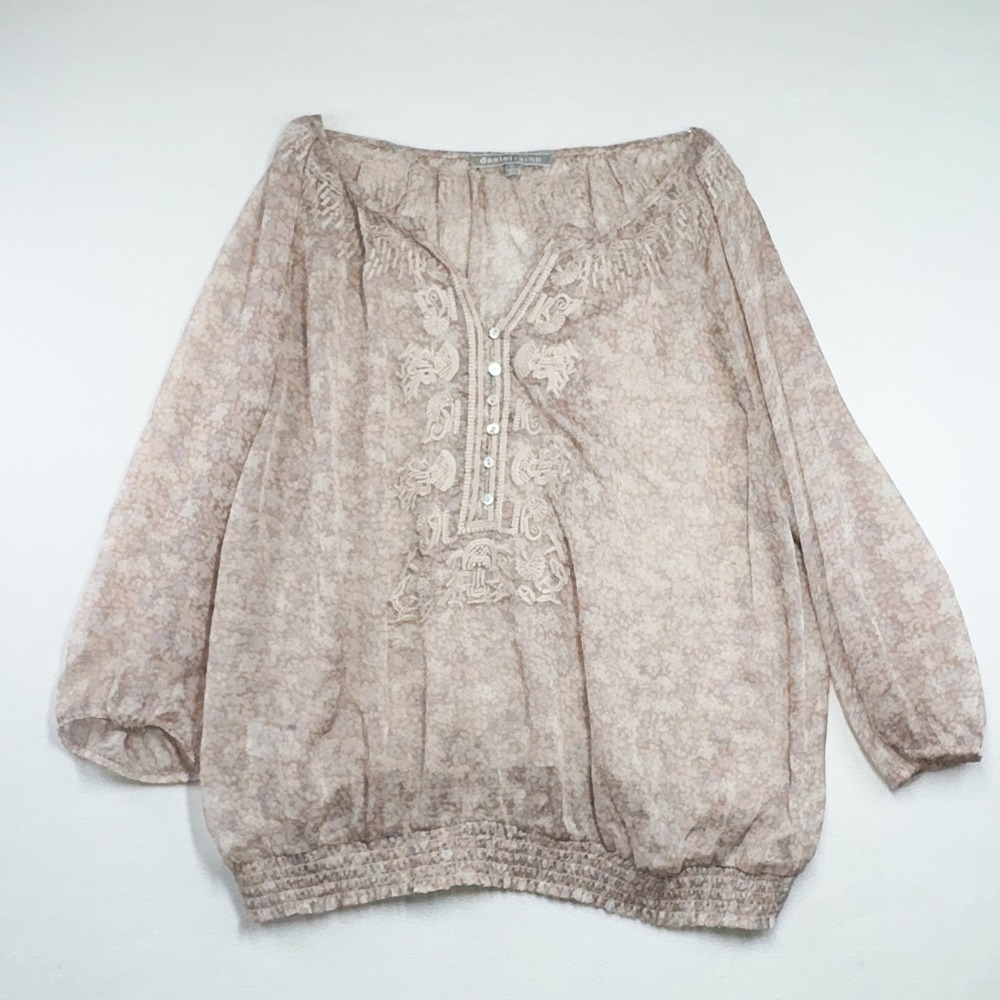 Daniel Rainn Floral Embroidered Smocked Peasant Blouse XL Tan Pink Lilac Womens